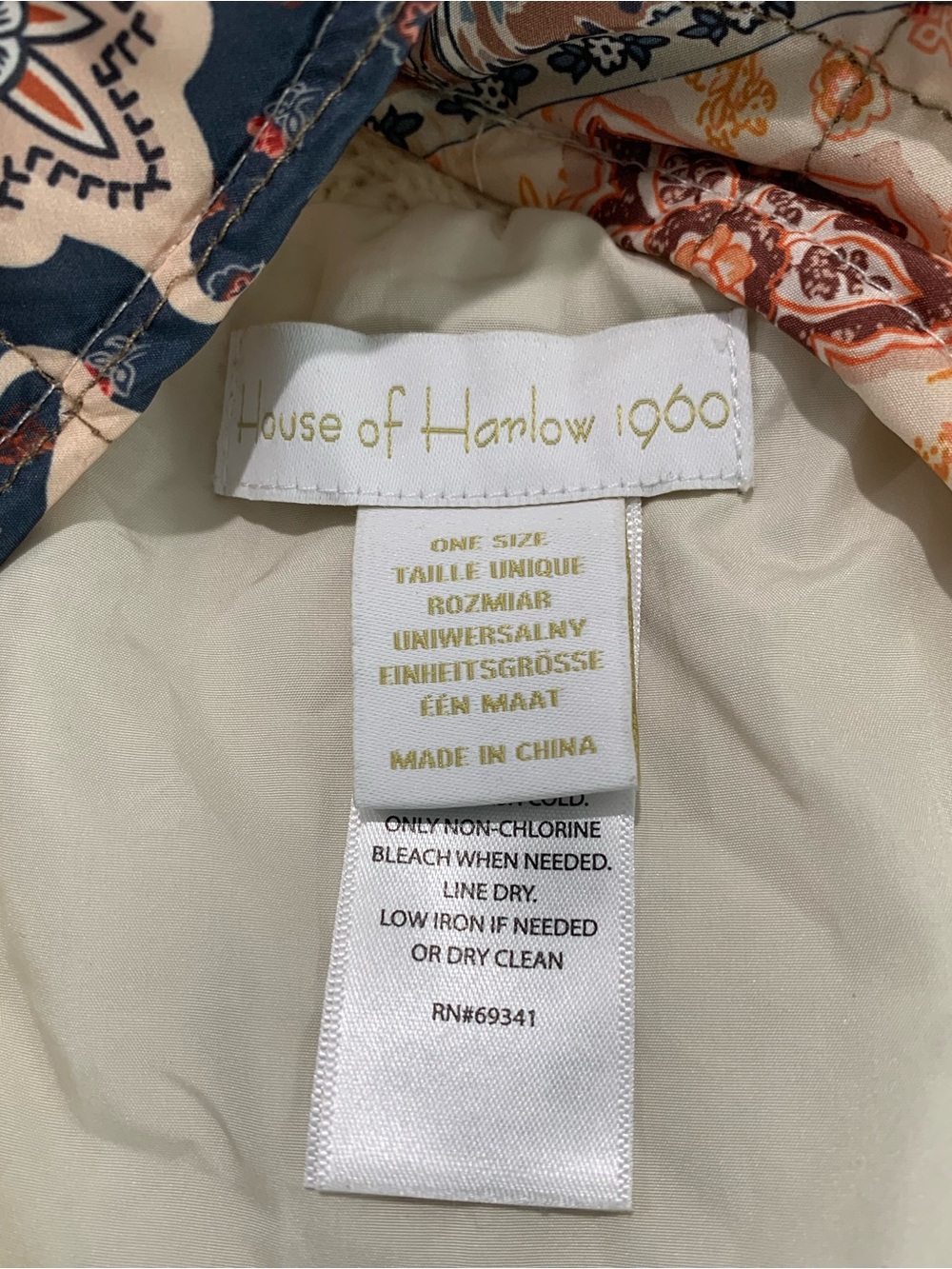 House of Harlow 1960 Boho Floral Quilted Bolero Shrug with Cream Knit Collar OS - Picture 3 of 6